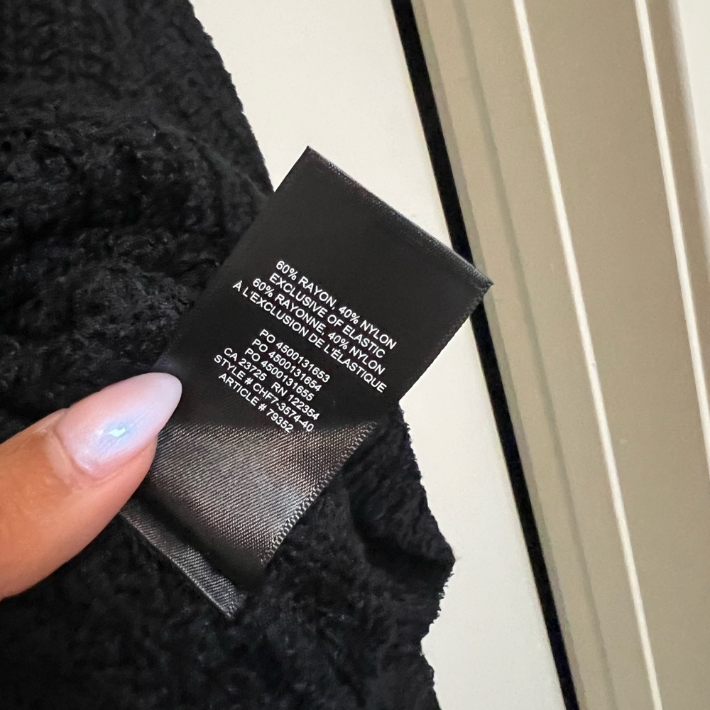 Wilfred Free Essential Chenille Sweater in Black - Picture 6 of 10